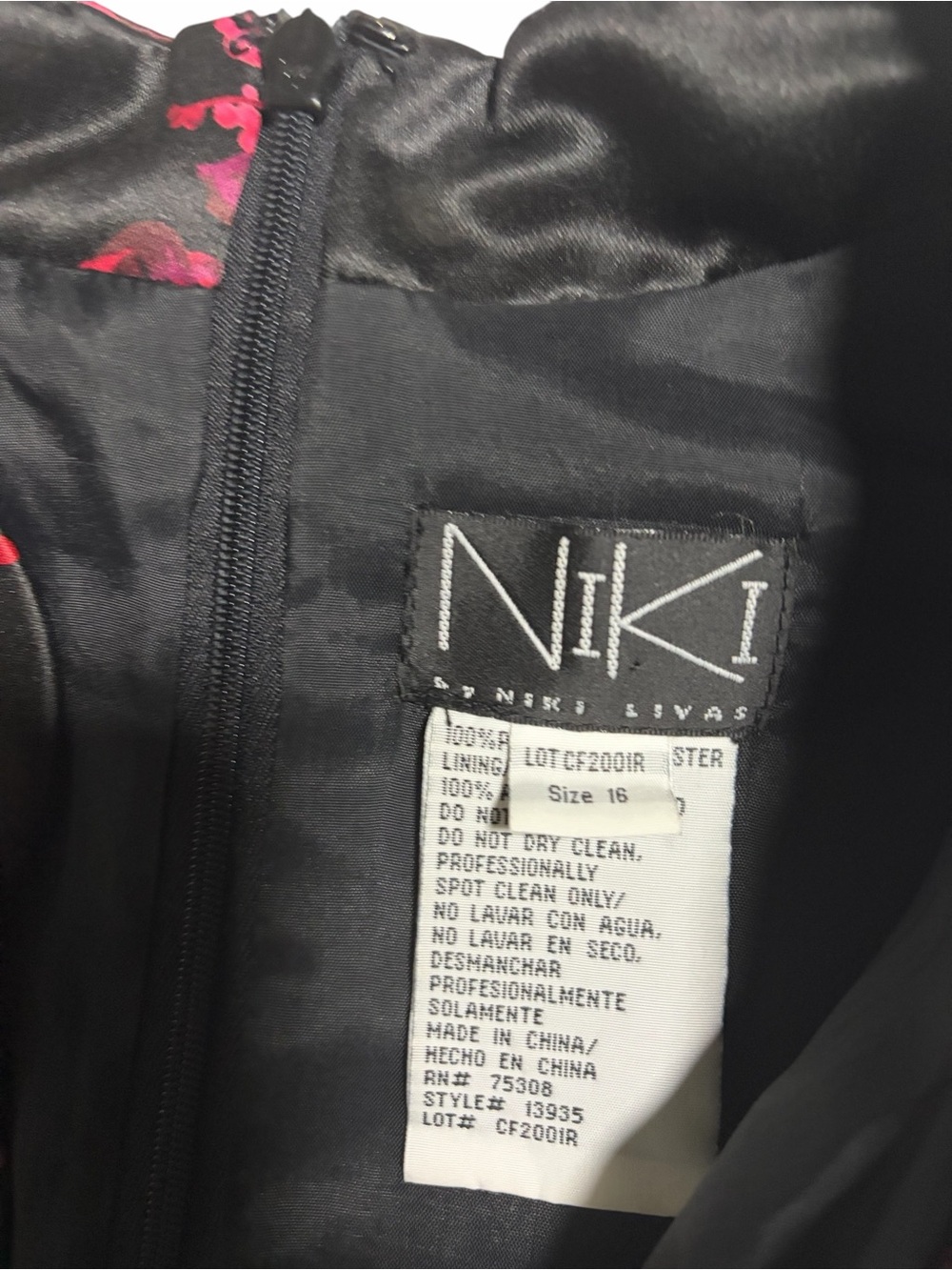 Vintage Y2K Niki by Niki Livas Black and Pink Satin Gown Size 16 runs small - Picture 9 of 9
